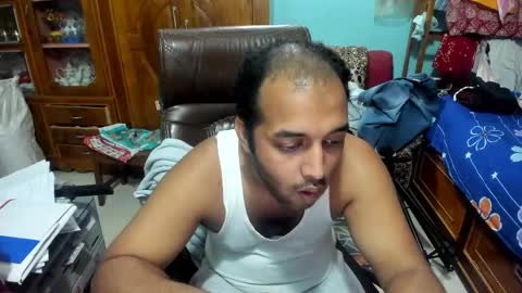 Snapshot of rwb17 chatting on April 16, 2026, 9:54 am rwb17 online show from April 16, 2026, 9:54 am