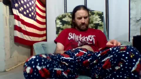 rwb1982 online show from February 9, 2025, 5:08 am