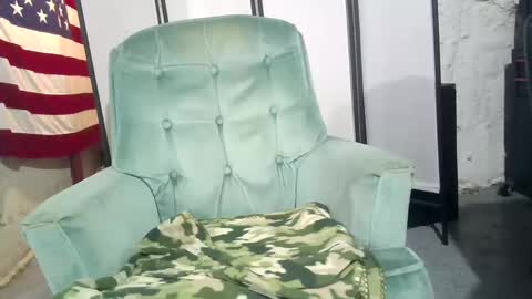 rwb1982 online show from October 14, 2025, 11:38 pm