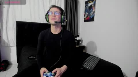 Ryan 15 online show from October 22, 2025, 2:01 am