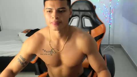 ryan_myerz online show from December 16, 2025, 7:41 pm