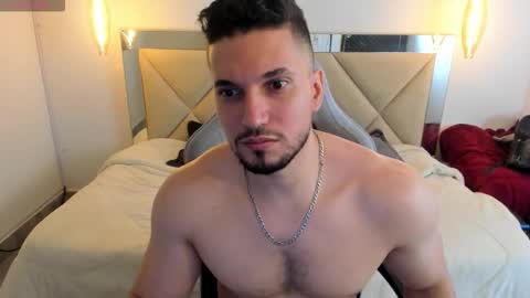 Snapshot of ryan_ward79 chatting on March 21, 2026, 3:33 am Ryan online show from March 21, 2026, 3:33 am