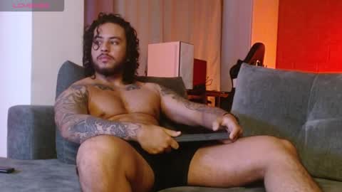 Snapshot of ryan_warren18 chatting on January 16, 2026, 12:14 am RYAN online show from January 16, 2026, 12:14 am