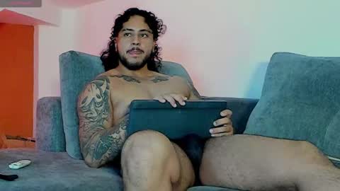 Snapshot of ryan_warren18 chatting on March 12, 2026, 5:46 am RYAN online show from March 12, 2026, 5:46 am