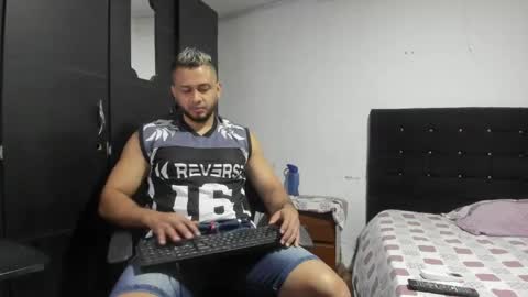 Snapshot of ryan_xc1 chatting on June 7, 2026, 12:59 am ryan_xc1 online show from June 7, 2026, 12:59 am