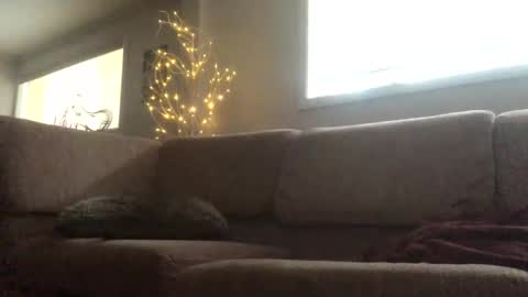 Ryland online show from December 24, 2024, 1:50 pm