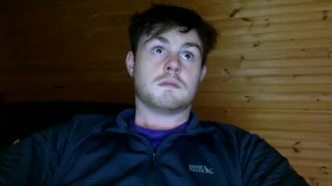 ryanhung_57 online show from January 8, 2025, 3:29 am