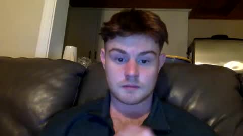ryanhung_57 online show from February 17, 2025, 3:47 am