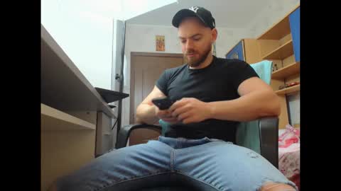 Snapshot of ryanstone_ chatting on January 9, 2026, 4:26 am Ryanstone online show from January 9, 2026, 4:26 am