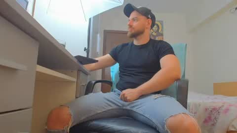 Ryanstone  online show from July 8, 2026, 5:56 am