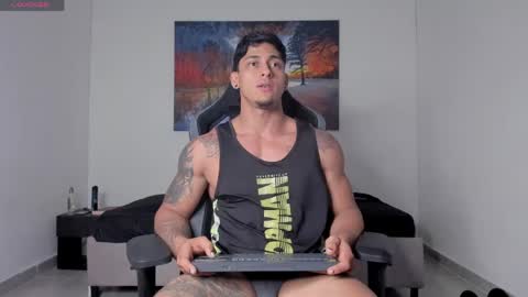 ryanwhite3 online show from April 21, 2026, 9:50 pm