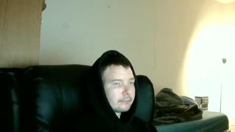 Snapshot of ryder93x chatting on April 8, 2026, 12:05 pm Ryder93 online show from April 8, 2026, 12:05 pm