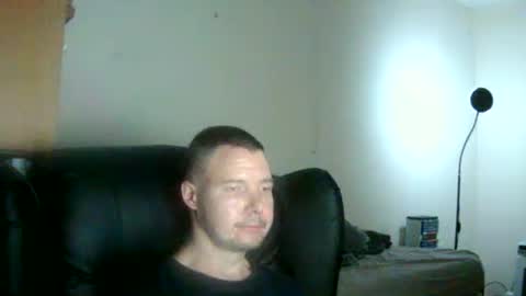 Snapshot of ryder93x chatting on July 10, 2026, 8:29 am Ryder93 online show from July 10, 2026, 8:29 am