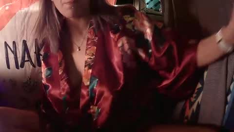 ryeanne25 online show from September 25, 2025, 5:11 am