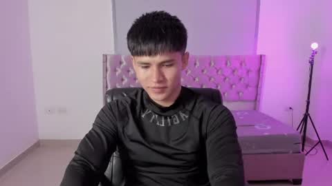 Snapshot of ryo_kush0 chatting on July 3, 2026, 1:39 pm ryo_kush0 online show from July 3, 2026, 1:39 pm