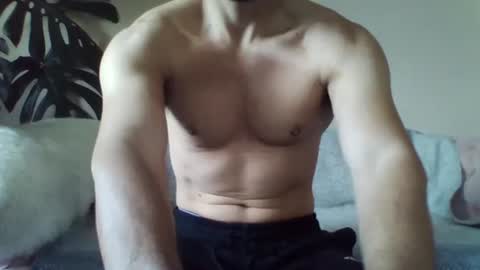 s43_ online show from October 1, 2025, 11:38 am