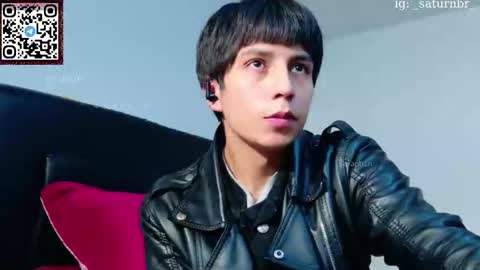 Snapshot of s_a_t_u_r_n chatting on December 19, 2025, 8:21 am ST online show from December 19, 2025, 8:21 am