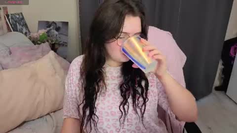 Kate online show from July 20, 2026, 6:10 pm