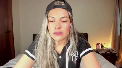 Leslie Beltrn online show from September 29, 2025, 2:06 am