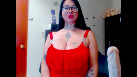 Snapshot of saalomee_1 chatting on July 10, 2026, 5:37 pm saalomee 1 online show from July 10, 2026, 5:37 pm