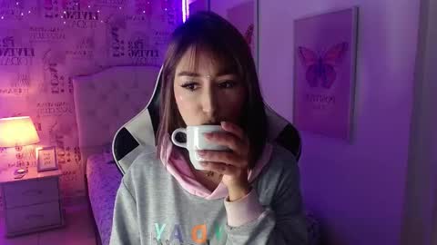 1 online show from November 15, 2025, 11:51 am