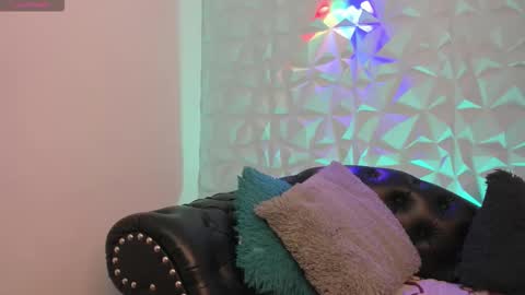 sabinadeluxe_cg online show from November 13, 2025, 12:04 pm