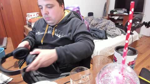 1141323  my Lord Mister Max   moms treasure online show from January 10, 2025, 7:14 am