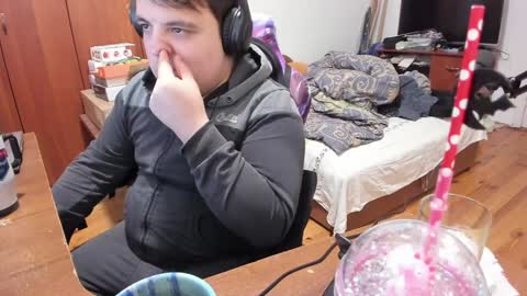 1141323  my Lord Mister Max   moms treasure online show from January 13, 2025, 3:56 am