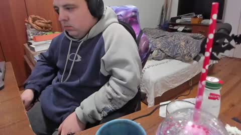 1141323  my Lord Mister Max   moms treasure online show from January 18, 2025, 6:03 am