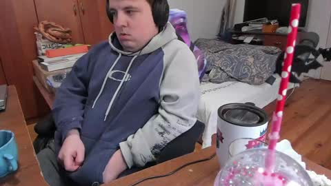 1141323  my Lord Mister Max   moms treasure online show from January 18, 2025, 9:13 am