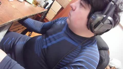 1141323  my Lord Mister Max   moms treasure online show from April 9, 2026, 7:19 pm