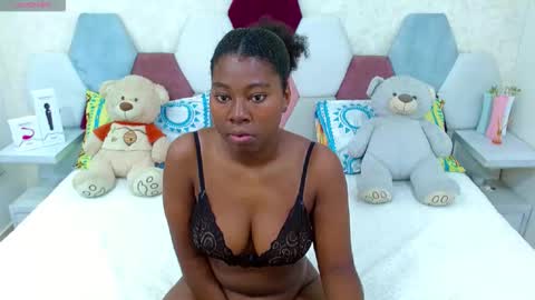 sabriana_smith1 online show from April 26, 2026, 4:21 am