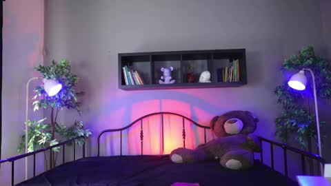 sabri   online show from November 4, 2025, 2:05 pm