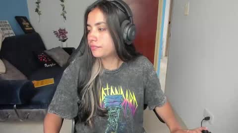 Angie  online show from February 17, 2025, 8:26 pm