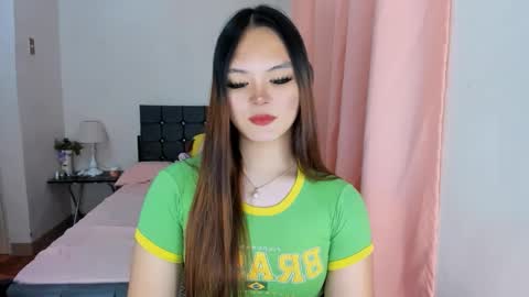 sabrina_hilson online show from October 25, 2025, 3:18 pm