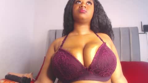 Sabrina Mora online show from February 23, 2025, 2:35 pm