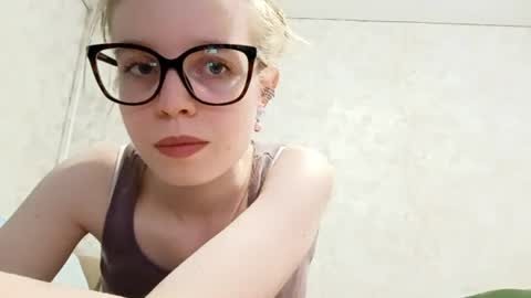 Sabrina online show from April 30, 2026, 8:57 pm
