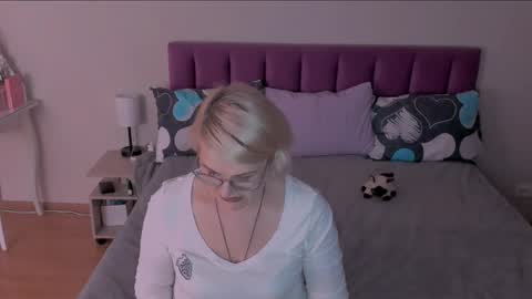 Sabrina MacMarren online show from February 22, 2025, 6:30 pm