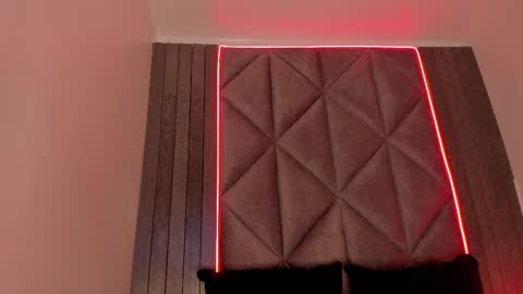 S A B R I N A  online show from February 21, 2025, 3:32 pm