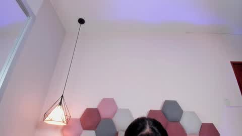 Sabrina Warren online show from April 15, 2026, 7:58 pm