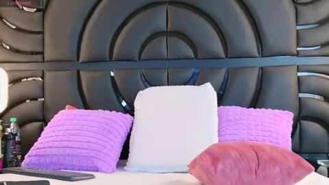 Sabrinna online show from October 9, 2025, 10:30 pm