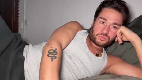 Sachaa online show from January 26, 2025, 3:47 pm