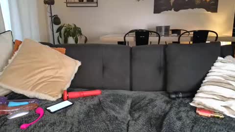 sacha__xx online show from February 18, 2025, 4:16 pm