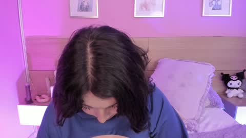 Ig  online show from February 13, 2025, 6:16 pm