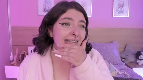 Ig  online show from February 16, 2025, 10:54 pm