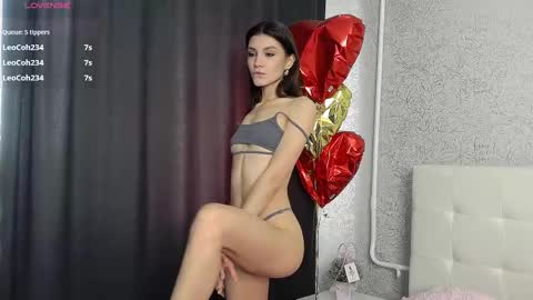 Sacura online show from March 5, 2025, 10:33 am