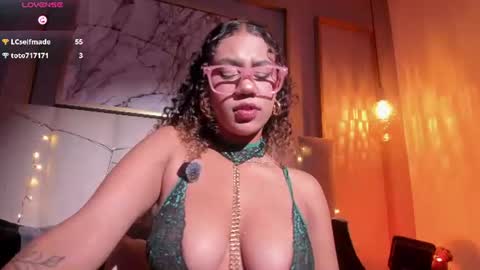 Snapshot of sade_jackson1 chatting on June 23, 2026, 5:27 am Sophie online show from June 23, 2026, 5:27 am