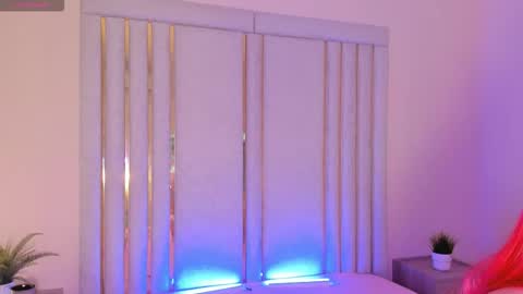 Mara online show from October 19, 2025, 4:02 am