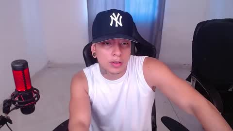 saenz_hotx online show from January 26, 2025, 6:58 pm