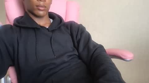 Snapshot of saeonyx chatting on March 11, 2026, 4:57 pm Saeonyx online show from March 11, 2026, 4:57 pm